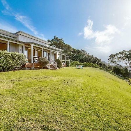 Moeraki With Private Walkway To Onetangi Beach By Waiheke Unlimited Exterior photo